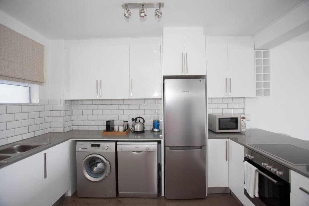 Devonshire 209 Apartment เคปทาวน์ ภายนอก รูปภาพ